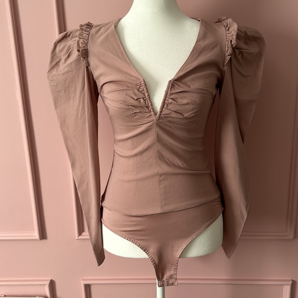 Old rose vneck bodysuit